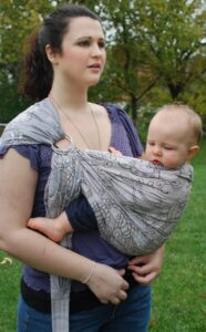 Lite-on-shoulder Baby Sling