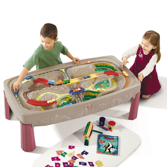 deluxe-canyon-road-train-track-table