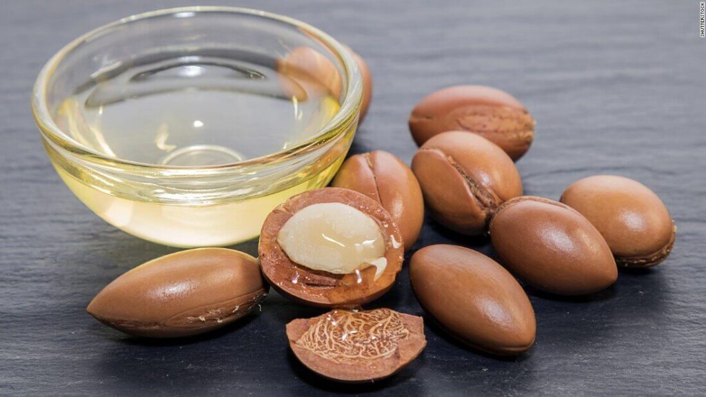 Use argan oil for baby hair