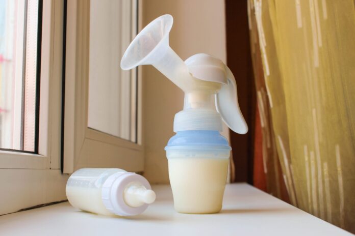 Manual Breast pump