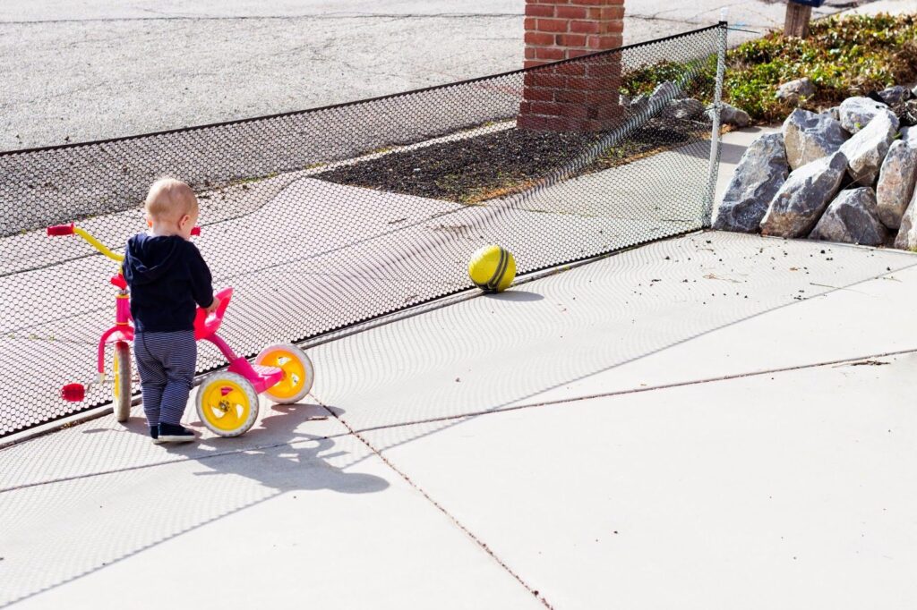 Retractable Driveway Net